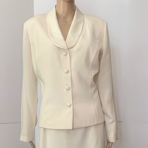 Plaza South Whits Jacket and Skirt Set, 16